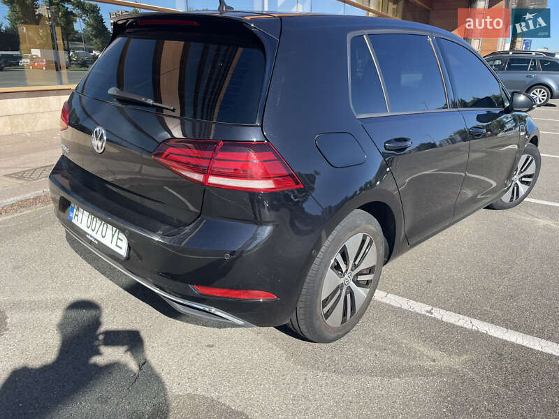 Хетчбек Volkswagen e-Golf 2018 в Ірпені
