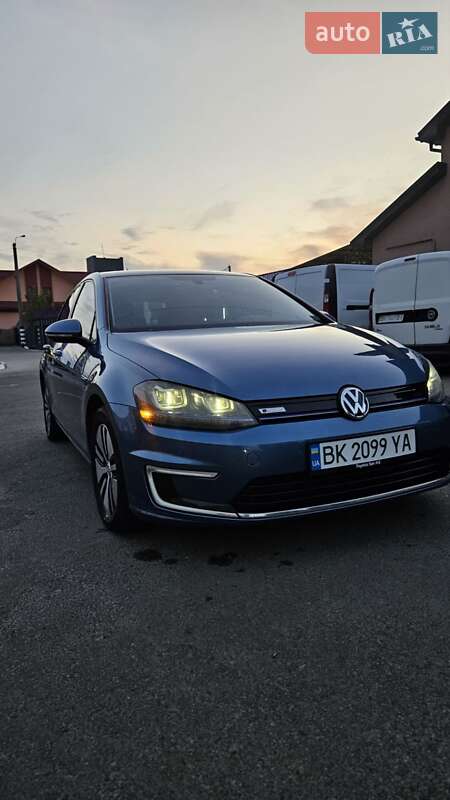 Volkswagen e-Golf 2014
