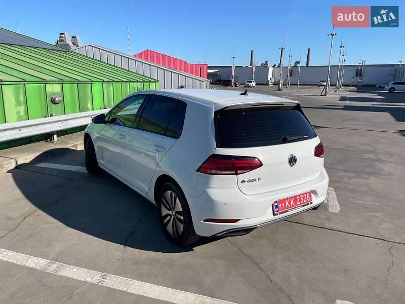 Хетчбек Volkswagen e-Golf 2020 в Києві