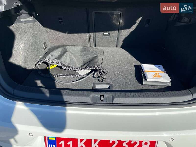 Хетчбек Volkswagen e-Golf 2020 в Києві