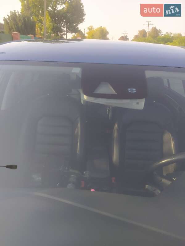 Хетчбек Volkswagen e-Golf 2014 в Івано-Франківську