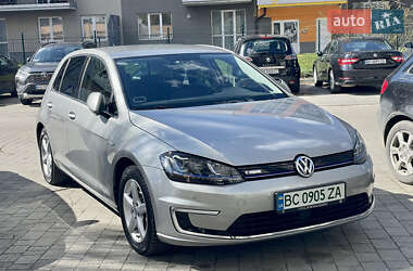 Хэтчбек Volkswagen e-Golf 2014 в Львове