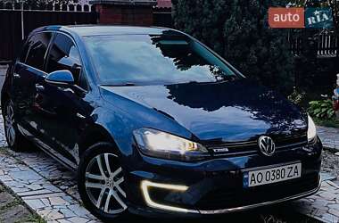 Хетчбек Volkswagen e-Golf 2014 в Хусті