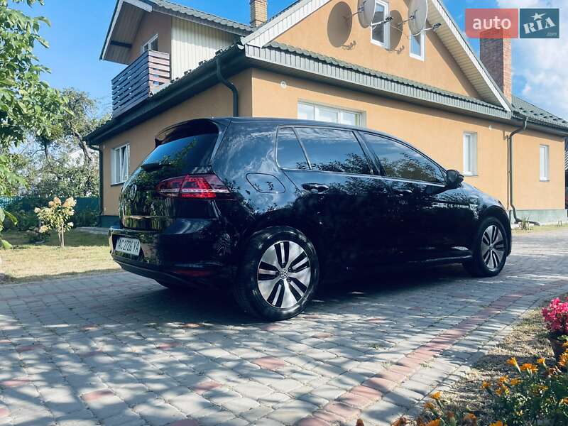Хэтчбек Volkswagen e-Golf 2014 в Любомле фото 32 Хэтчбек Volkswagen e-Golf 2014 в Любомле