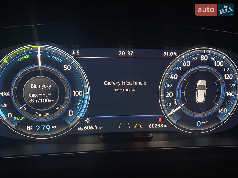 Хэтчбек Volkswagen e-Golf 2018 в Киеве