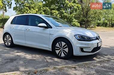 Хэтчбек Volkswagen e-Golf 2015 в Каменском