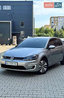 Хетчбек Volkswagen e-Golf 2017 в Ужгороді
