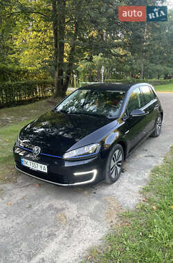 Хэтчбек Volkswagen e-Golf 2016 в Костополе