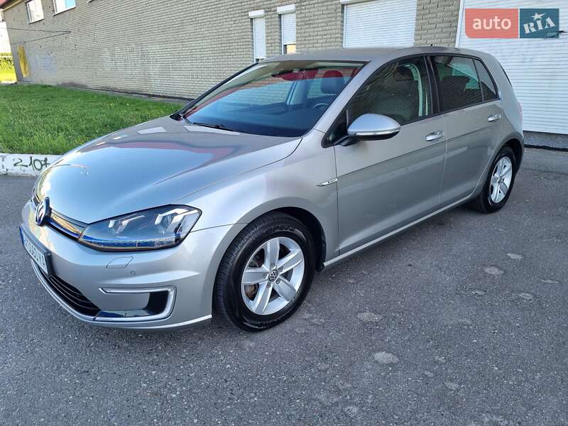 Хетчбек Volkswagen e-Golf 2016 в Харкові