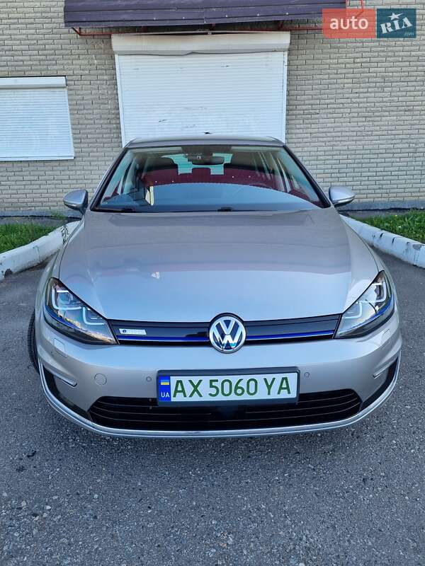 Хетчбек Volkswagen e-Golf 2016 в Харкові
