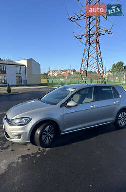 Хетчбек Volkswagen e-Golf 2017 в Ужгороді