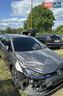 Хэтчбек Volkswagen e-Golf 2016 в Ровно