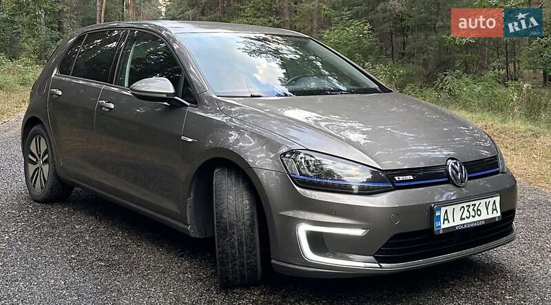 Хетчбек Volkswagen e-Golf 2015 в Києві фото 3 Хетчбек Volkswagen e-Golf 2015 в Києві