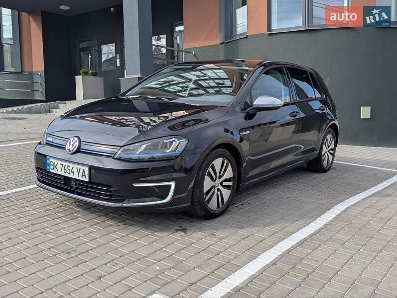 Volkswagen e-Golf 2015 Volkswagen e-Golf 2015
