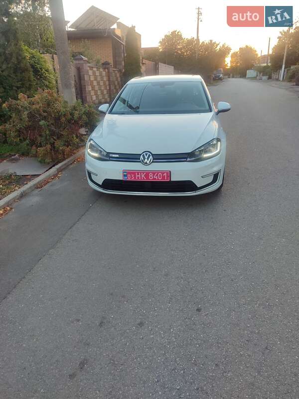 Хетчбек Volkswagen e-Golf 2017 в Кривому Розі