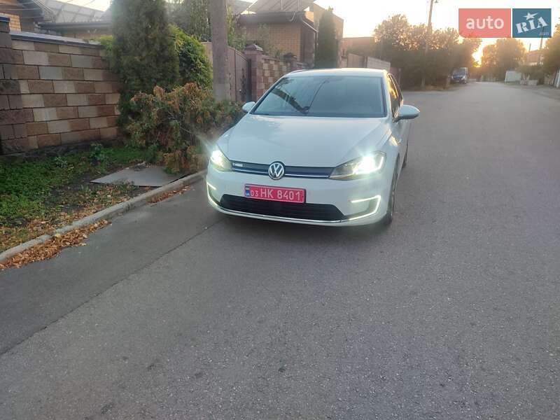 Хетчбек Volkswagen e-Golf 2017 в Кривому Розі