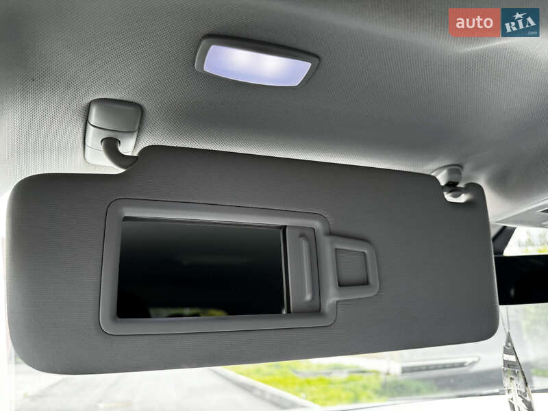 Хетчбек Volkswagen e-Golf 2017 в Миронівці