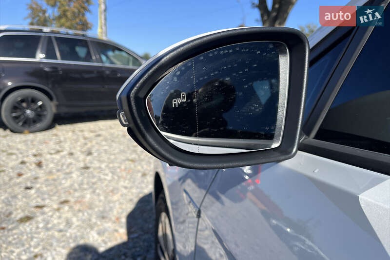 Хэтчбек Volkswagen e-Golf 2018 в Коломые фото 9 Хэтчбек Volkswagen e-Golf 2018 в Коломые