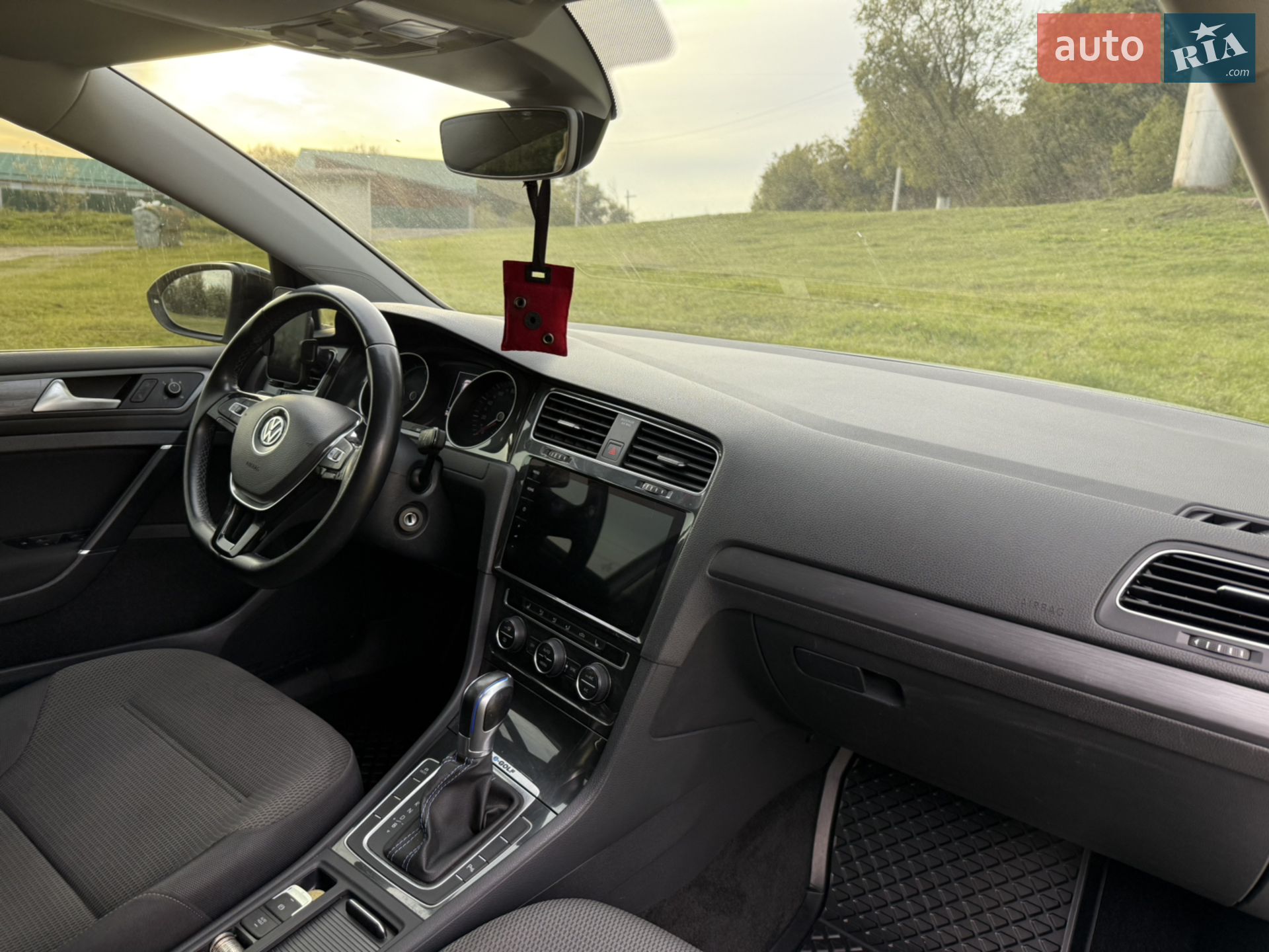 2019 Volkswagen Golf - мініатюра 7