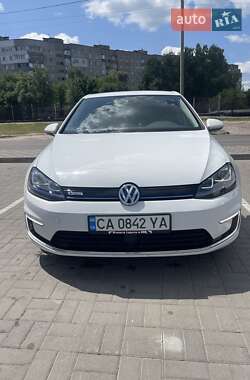 Хэтчбек Volkswagen e-Golf 2014 в Черкассах