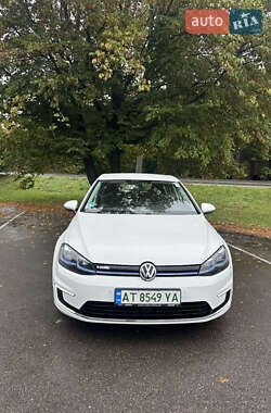 Хэтчбек Volkswagen e-Golf 2017 в Ивано-Франковске