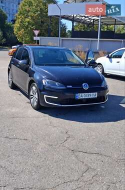 Хетчбек Volkswagen e-Golf 2015 в Кропивницькому