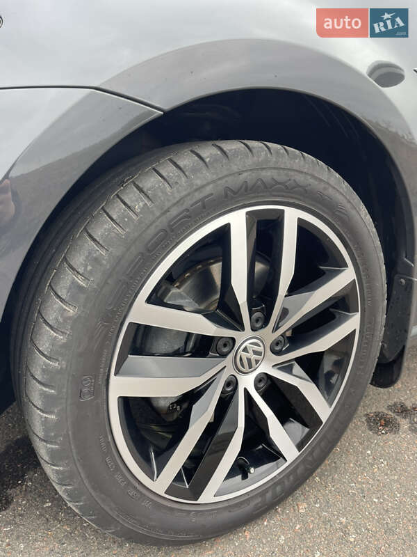 Хэтчбек Volkswagen e-Golf 2020 в Вознесенске