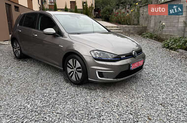 Хэтчбек Volkswagen e-Golf 2016 в Ровно