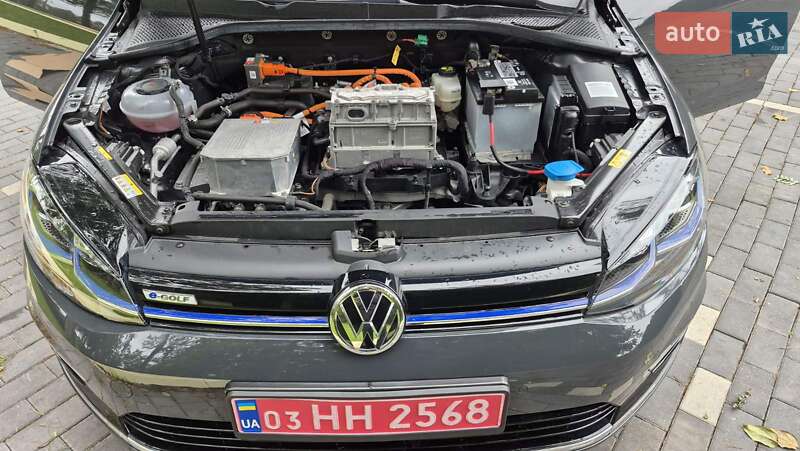Хэтчбек Volkswagen e-Golf 2020 в Шепетовке
