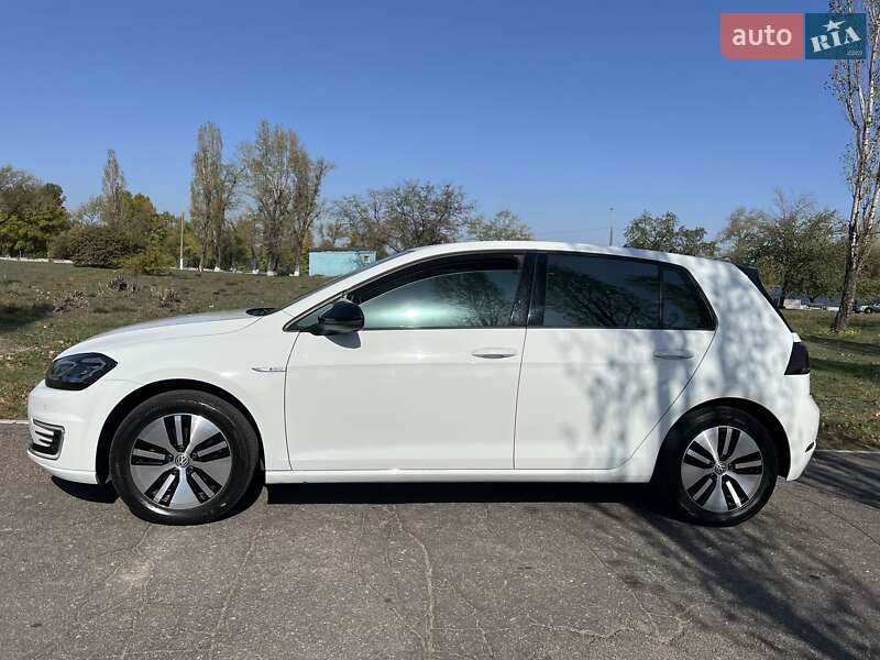 Хэтчбек Volkswagen e-Golf 2020 в Каменском