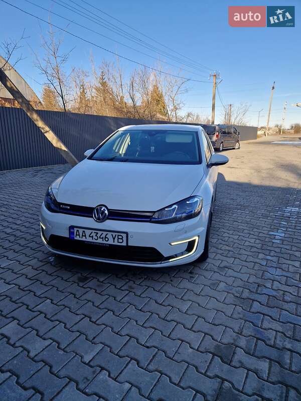 Хетчбек Volkswagen e-Golf 2018 в Житомирі