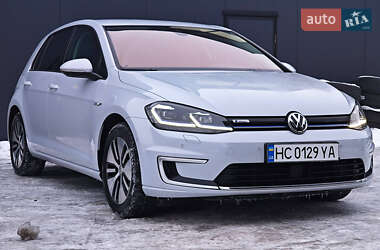 Хетчбек Volkswagen e-Golf 2018 в 