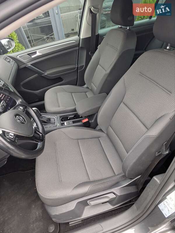 Хетчбек Volkswagen e-Golf 2020 в Львові