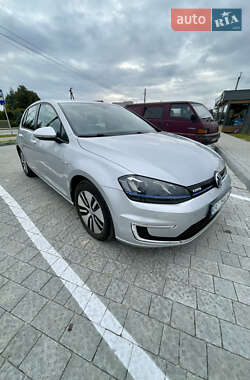 Хетчбек Volkswagen e-Golf 2015 в Львові