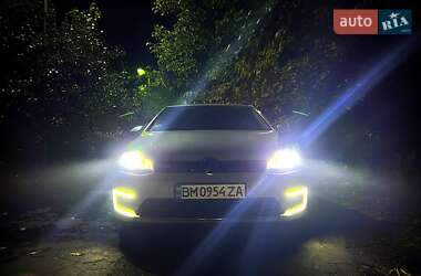 Хэтчбек Volkswagen e-Golf 2015 в Сумах