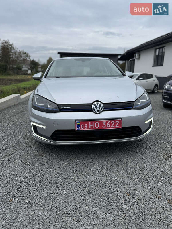 Хетчбек Volkswagen e-Golf 2015 в Рівному фото 8 Хетчбек Volkswagen e-Golf 2015 в Рівному
