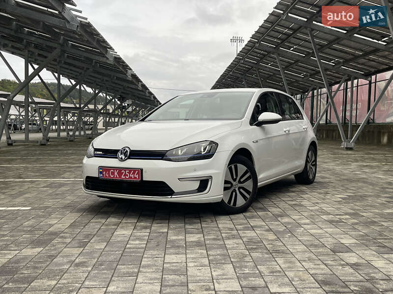 Хетчбек Volkswagen e-Golf 2014 в Львові