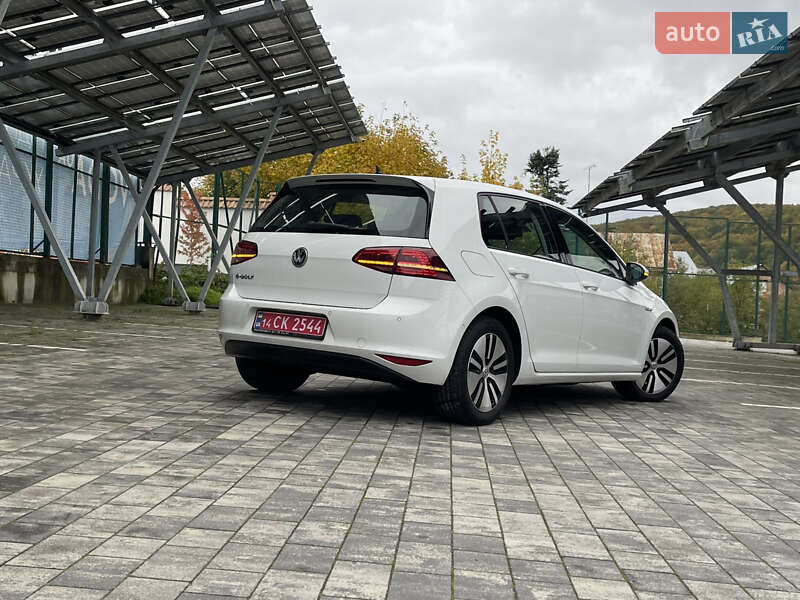 Хетчбек Volkswagen e-Golf 2014 в Львові