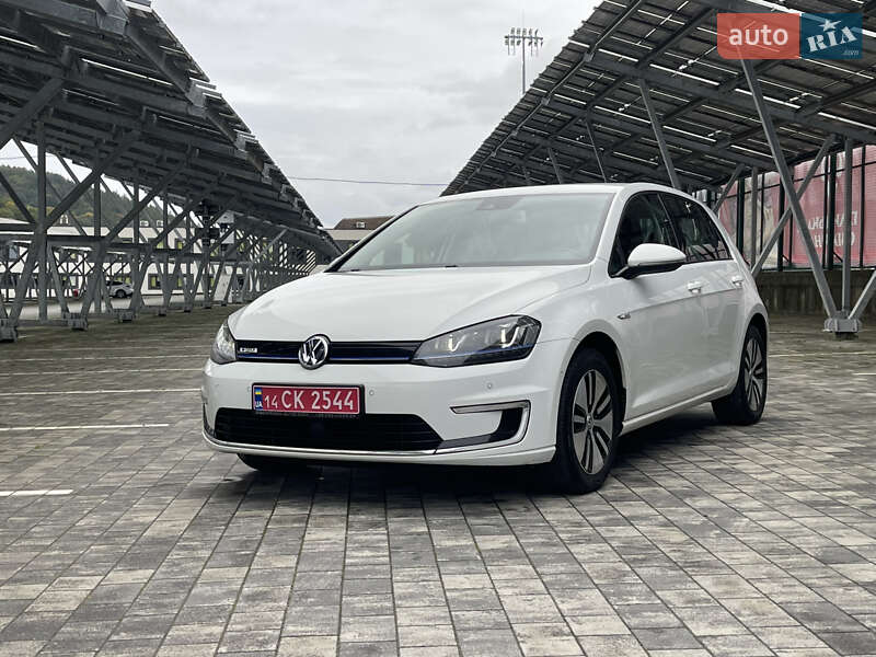 Хетчбек Volkswagen e-Golf 2014 в Львові
