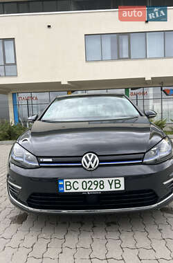 Хетчбек Volkswagen e-Golf 2020 в  фото 13 Хетчбек Volkswagen e-Golf 2020 в