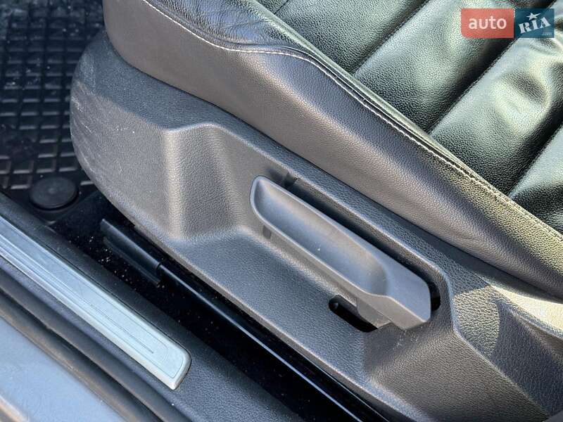 Хетчбек Volkswagen e-Golf 2016 в Вінниці