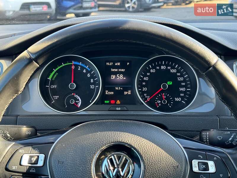 Хетчбек Volkswagen e-Golf 2016 в Вінниці