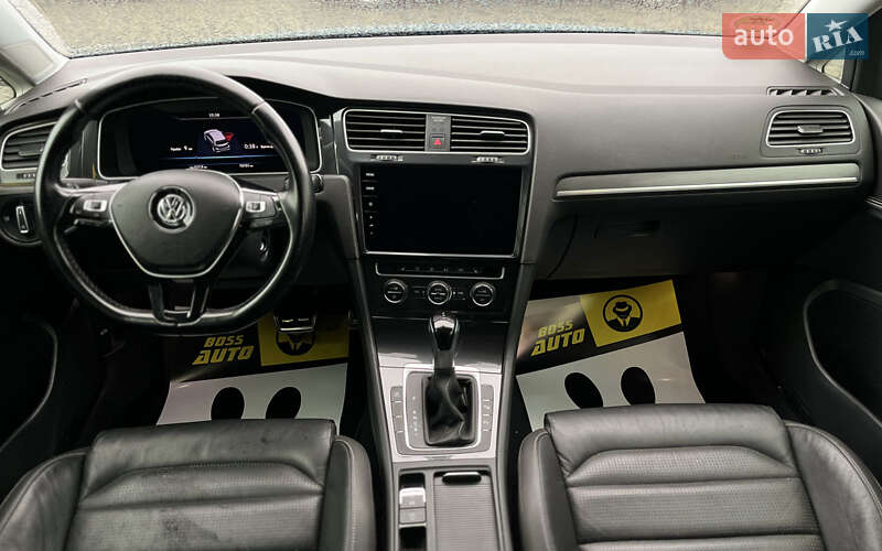 Хэтчбек Volkswagen e-Golf 2019 в Мукачево