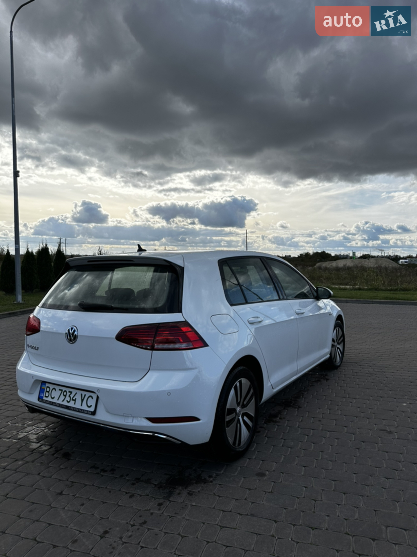 2020 Volkswagen Golf - мініатюра 6