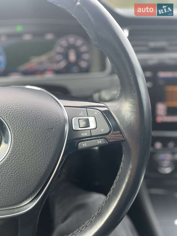 Хэтчбек Volkswagen e-Golf 2019 в Луцке