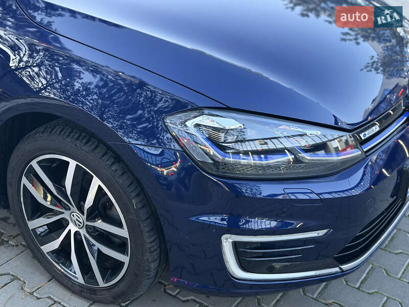 Хэтчбек Volkswagen e-Golf 2019 в Ровно