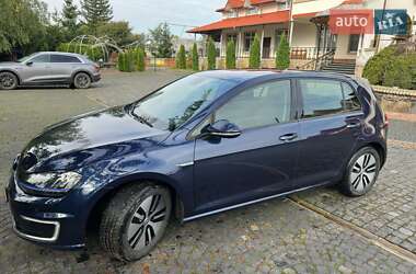 Хэтчбек Volkswagen e-Golf 2015 в Львове