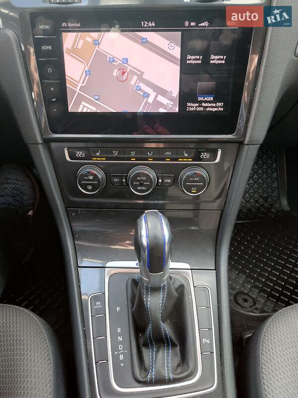 Хетчбек Volkswagen e-Golf 2017 в Луцьку