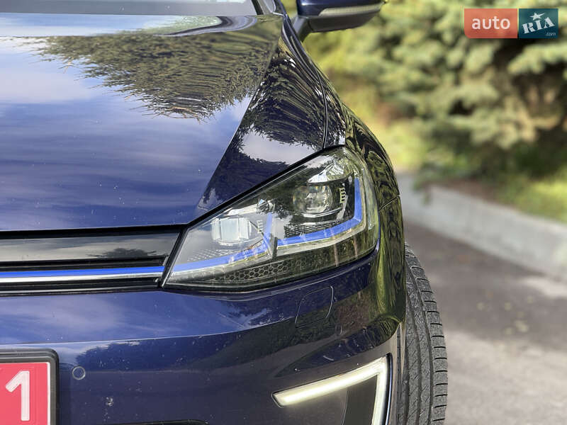 Хэтчбек Volkswagen e-Golf 2018 в Тернополе фото 8 Хэтчбек Volkswagen e-Golf 2018 в Тернополе