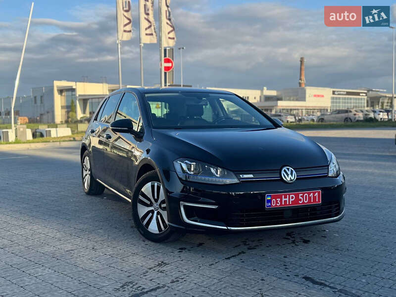 Хэтчбек Volkswagen e-Golf 2016 в Львове